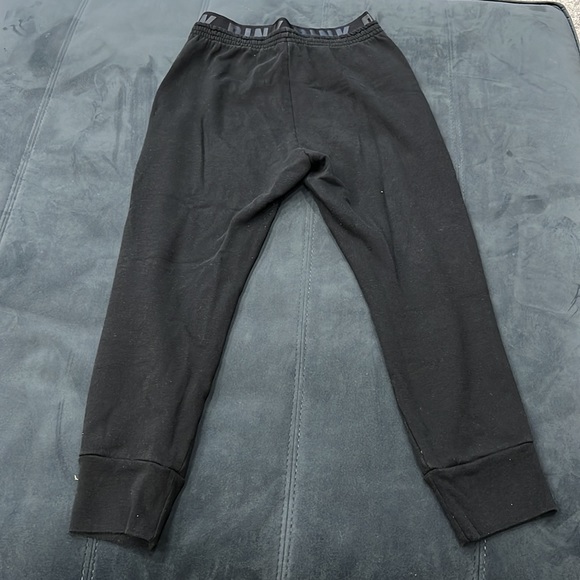 Pink pants - Picture 3 of 3